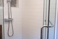 DOUCHE-APRÈS